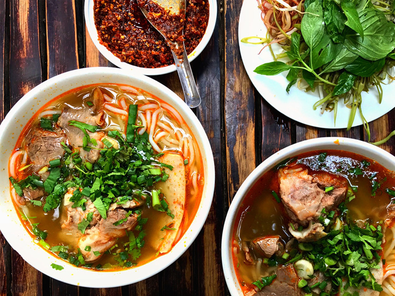 Khám phá ẩm thực Huế - 7 món ngon nhất định phải thử