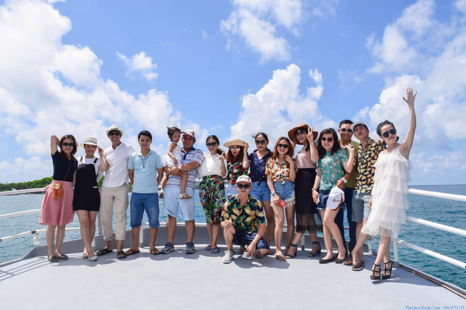 Combo du lịch, Tour du lịch