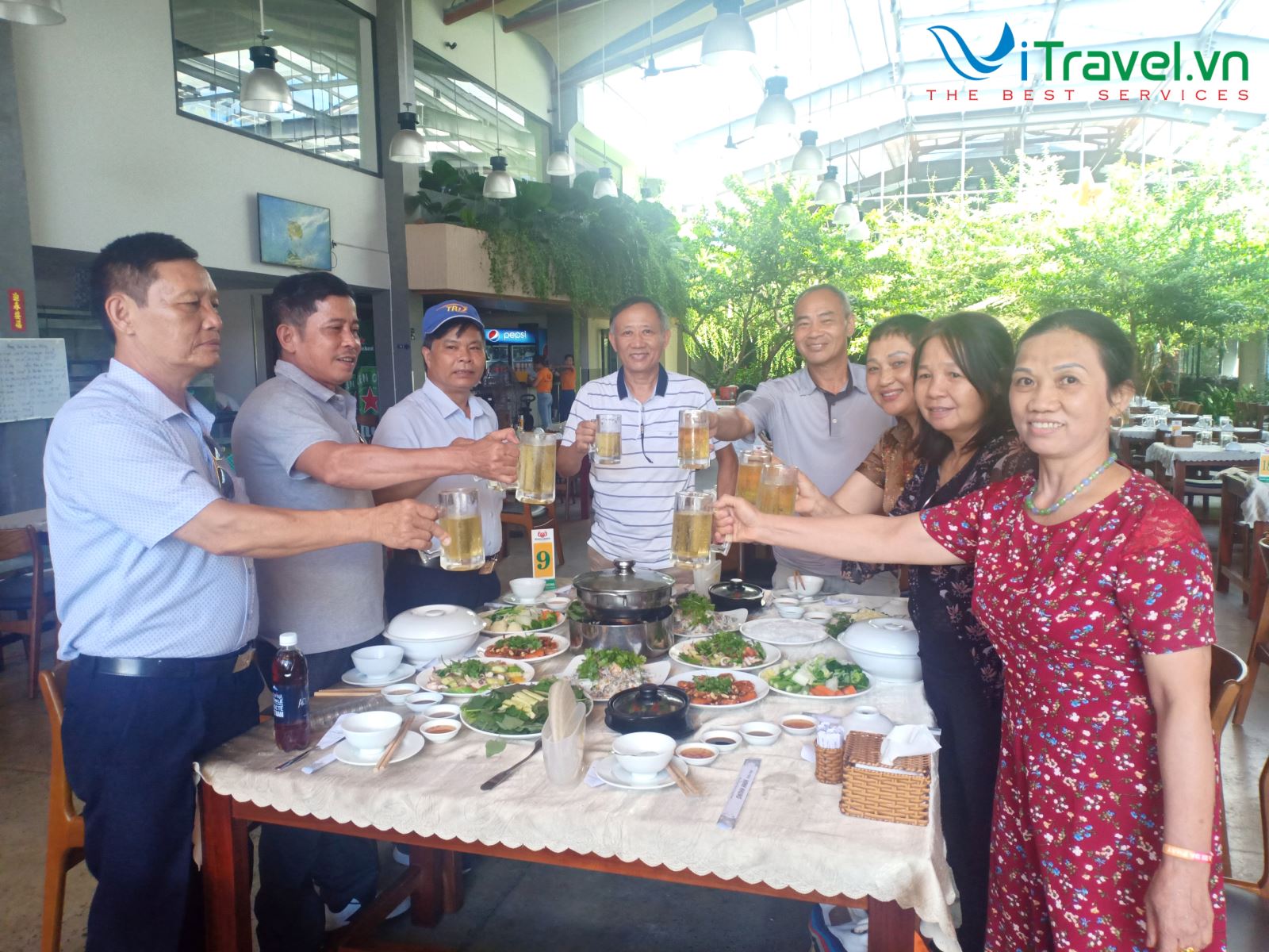 Chuyến du lịch trọn vẹn niềm vui cùng ViTravel