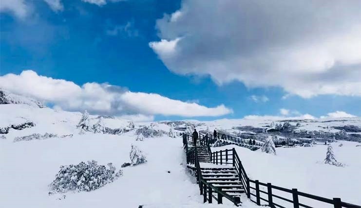 Tour Hà Nội - Côn Minh - Núi Tuyết Kiệu Tử - Hà Nội 4 ngày 3 đêm